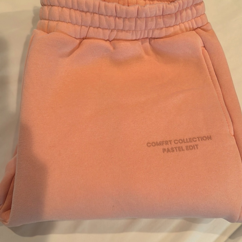COMFRT Pastel Collection sweatpants